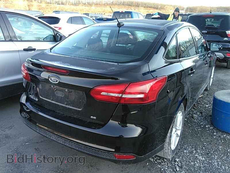 2017 Ford Focus - VIN: 1FADP3F21HL262875 - Фото 2