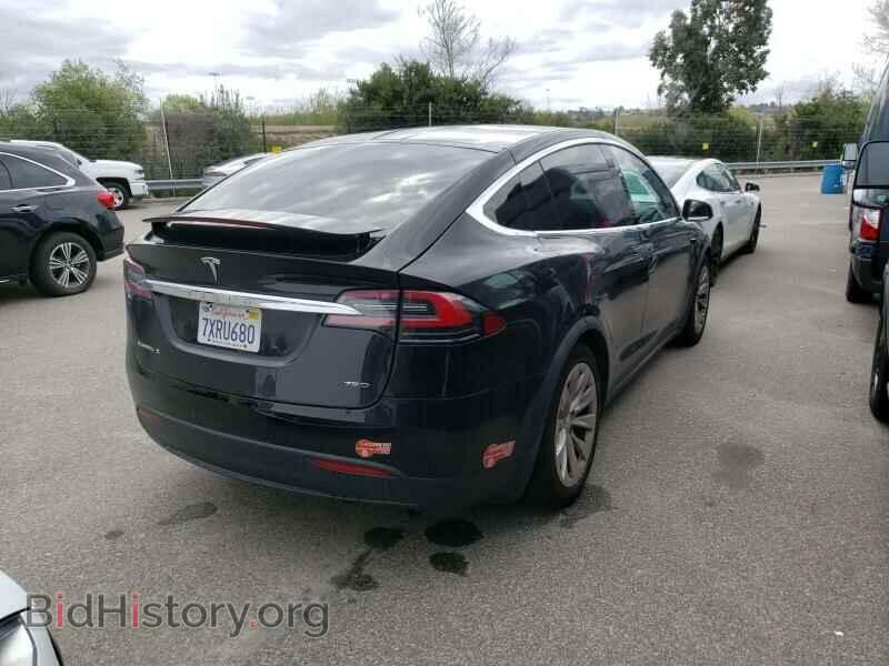 2017 Tesla Model X - VIN: 5YJXCDE26HF032388 - Фото 2