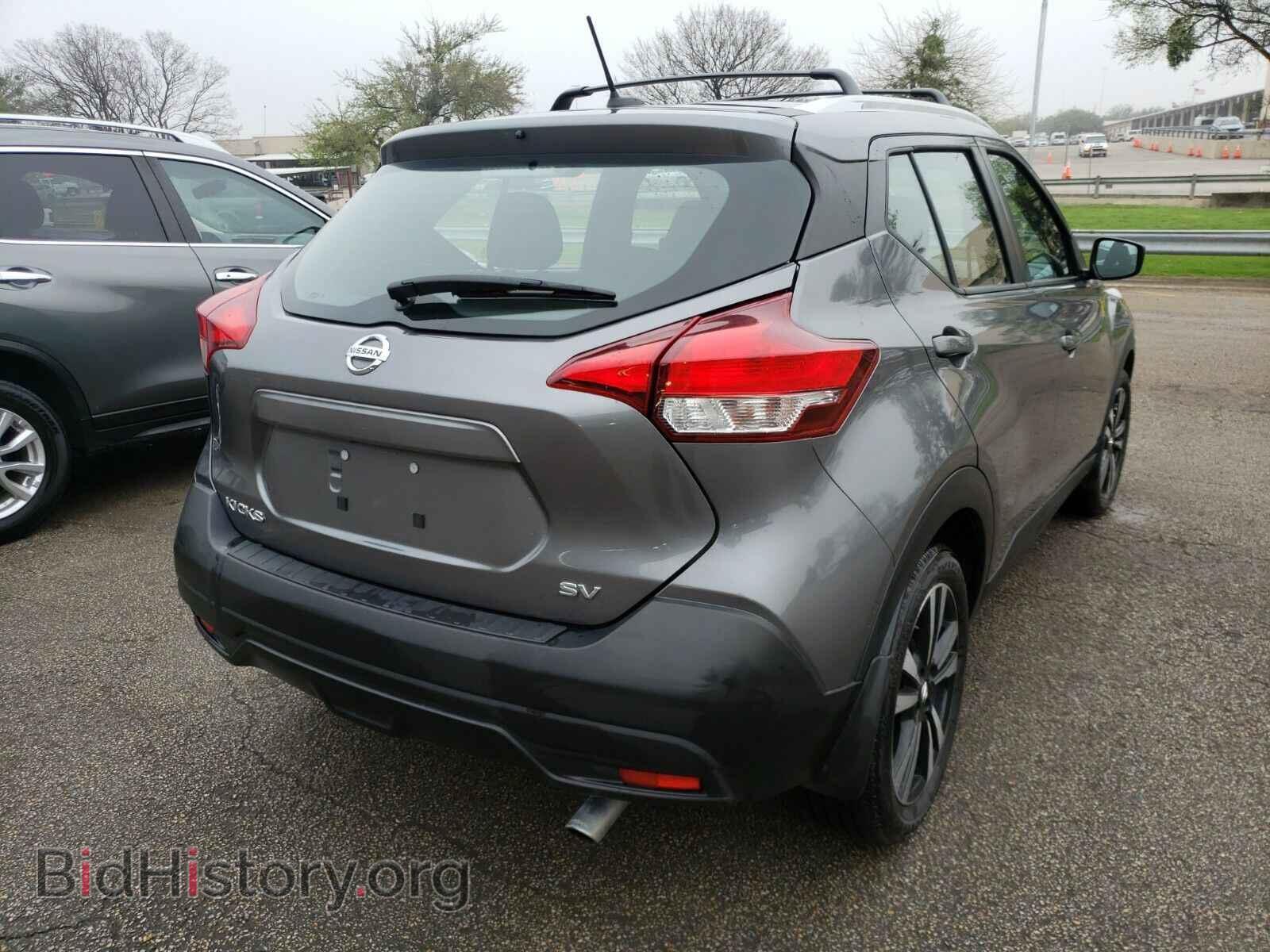 2019 Nissan Kicks - VIN: 3N1CP5CU3KL512316 - Фото 2