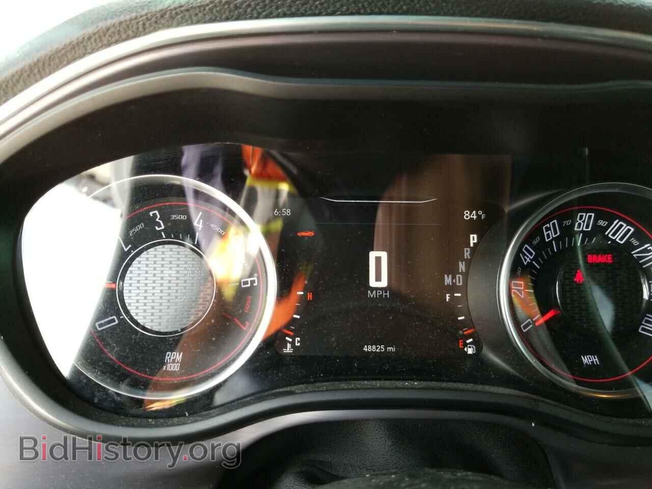 2017 Dodge Challenger - VIN: 2C3CDZAG2HH594149 - Фото 5