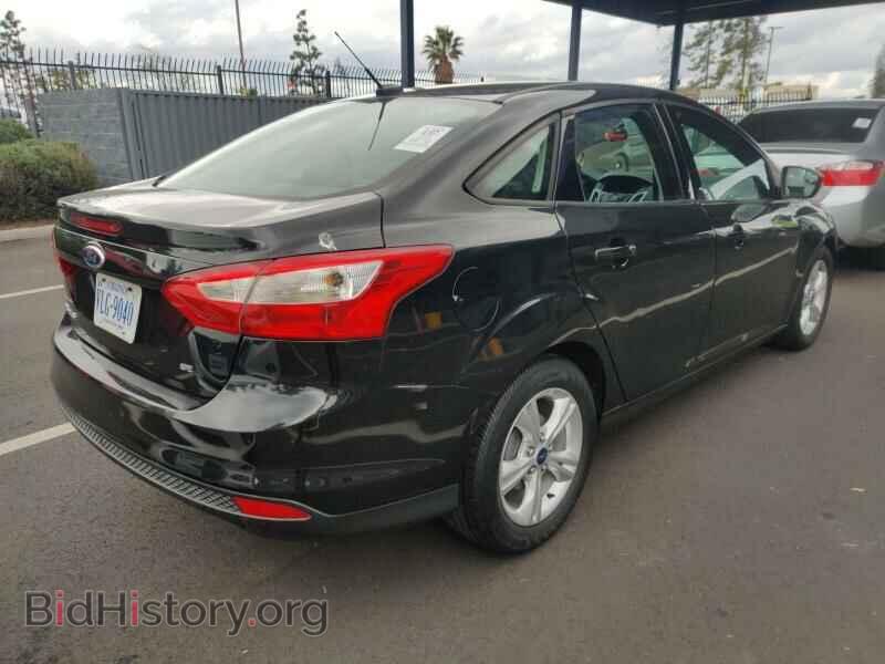 2013 Ford Focus - VIN: 1FADP3F24DL272097 - Photo 2