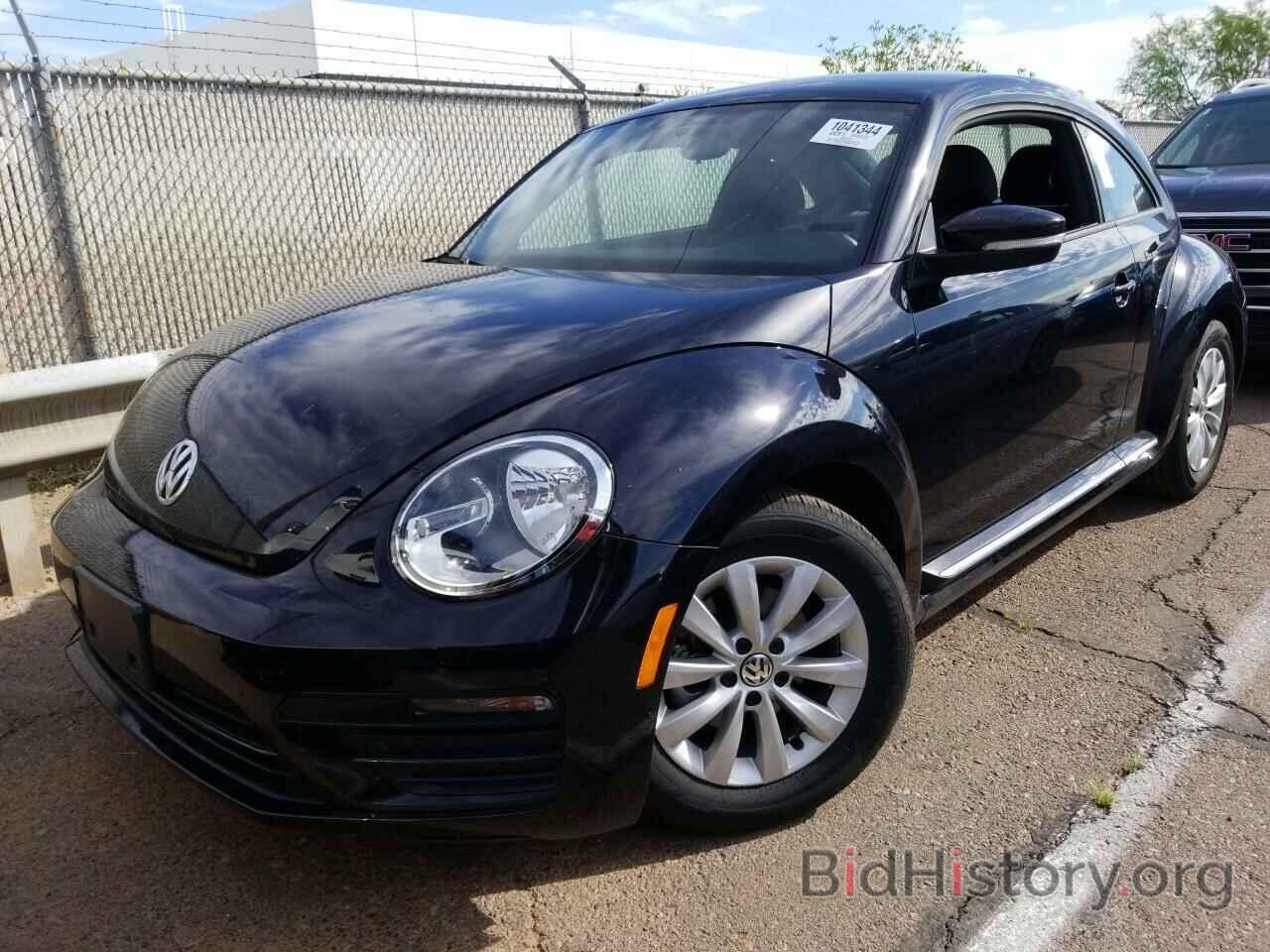 Photo 3VWFD7AT0KM711551 - Volkswagen Beetle 2019