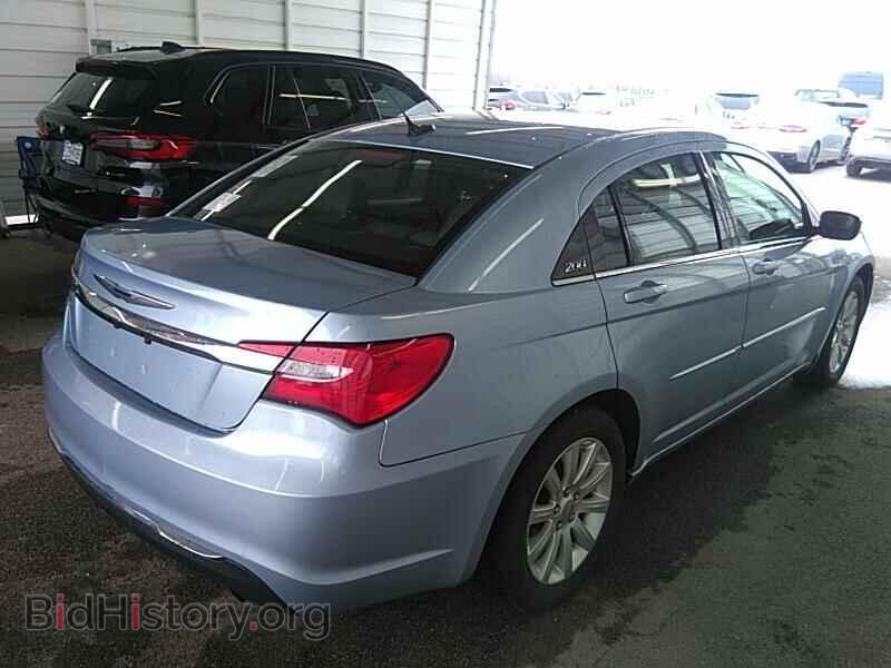 2013 Chrysler 200 - VIN: 1C3CCBBB6DN713920 - Фото 2