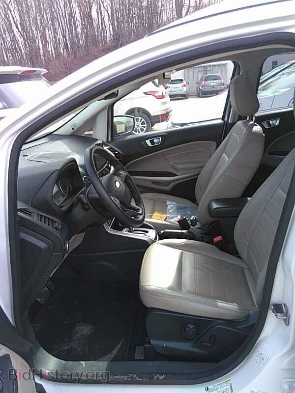 2019 Ford EcoSport - VIN: MAJ6S3KL7KC272291 - Фото 3