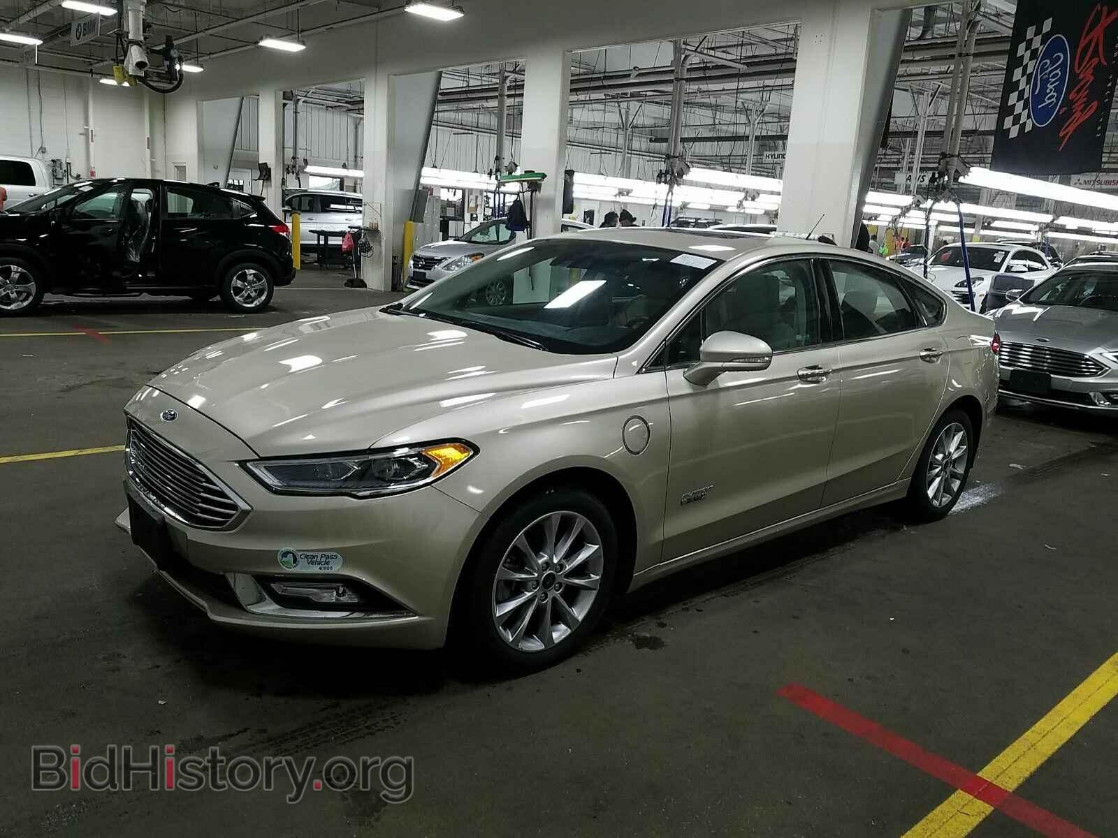 Photo 3FA6P0PU5HR303811 - Ford Fusion Energi 2017
