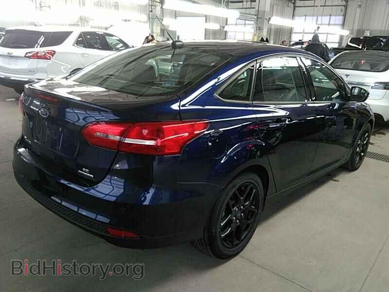 2016 Ford Focus - VIN: 1FADP3F23GL403069 - Photo 2