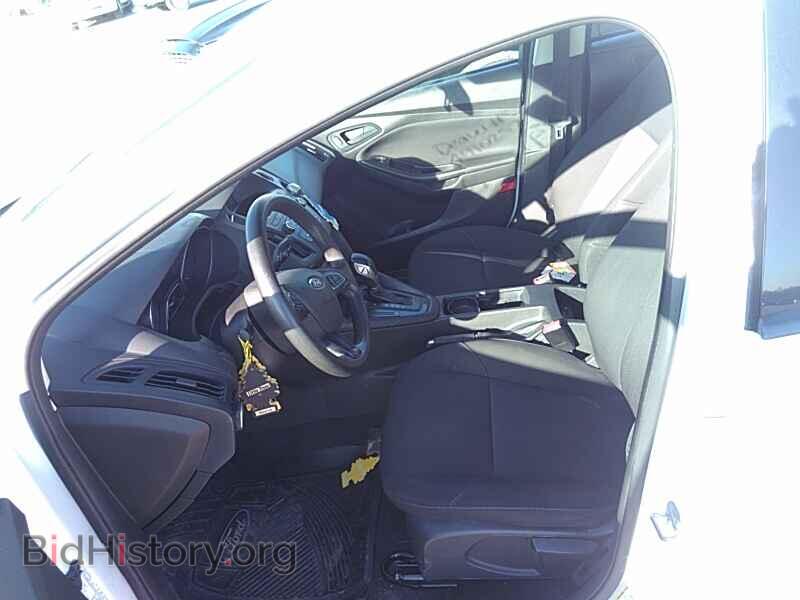 2016 Ford Focus - VIN: 1FADP3E28GL331156 - Фото 3