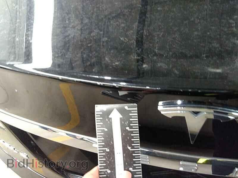 2016 Tesla Model S - VIN: 5YJSA1E22GF176470 - Photo 16