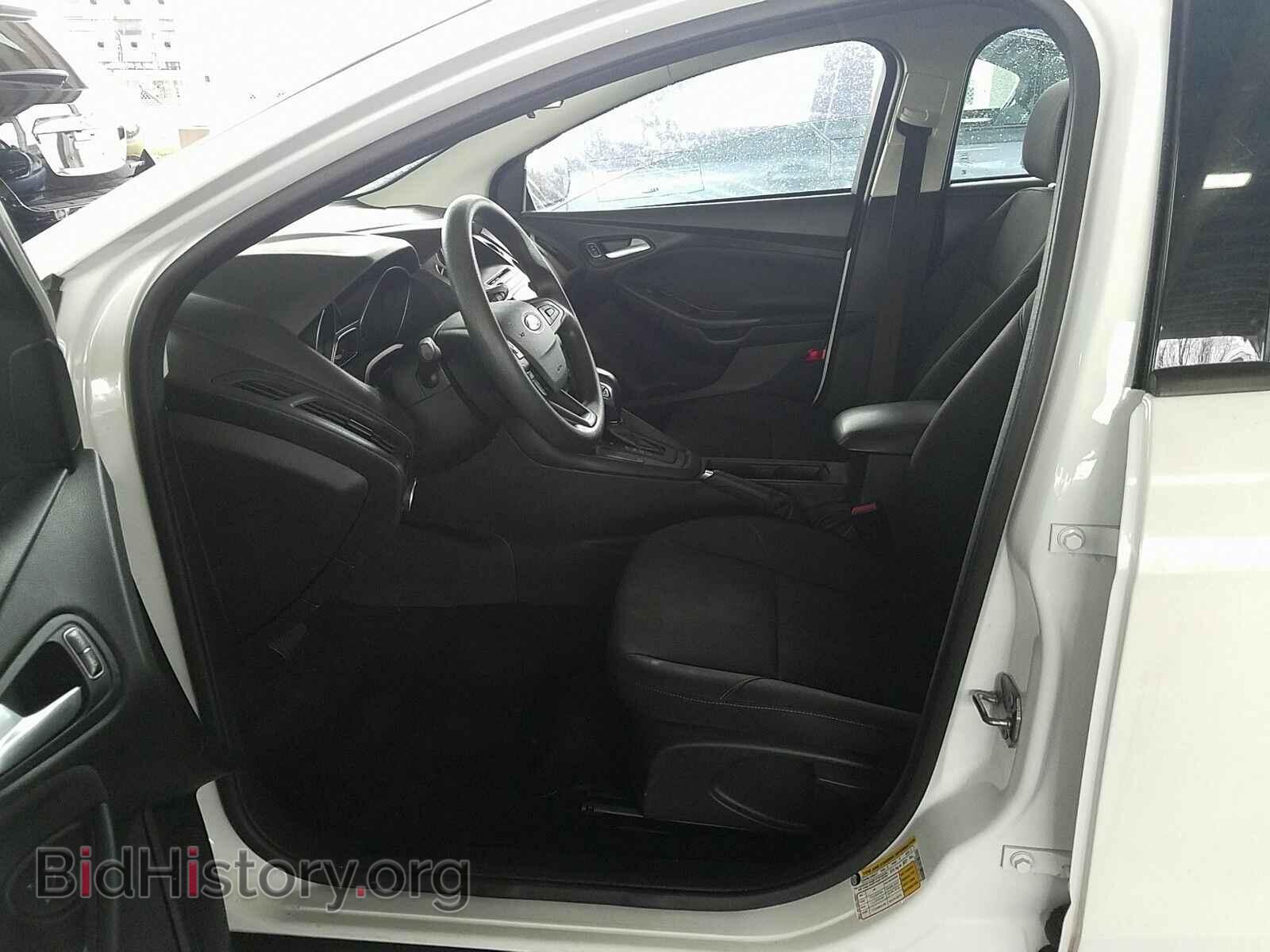 2015 Ford Focus - VIN: 1FADP3F22FL253146 - Фото 3