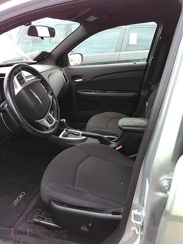 2012 Chrysler 200 - VIN: 1C3CCBBB2CN130081 - Фото 3