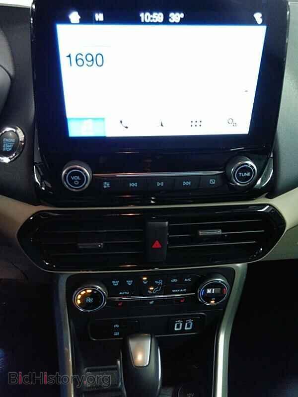 2019 Ford EcoSport - VIN: MAJ6S3KL4KC301097 - Фото 4