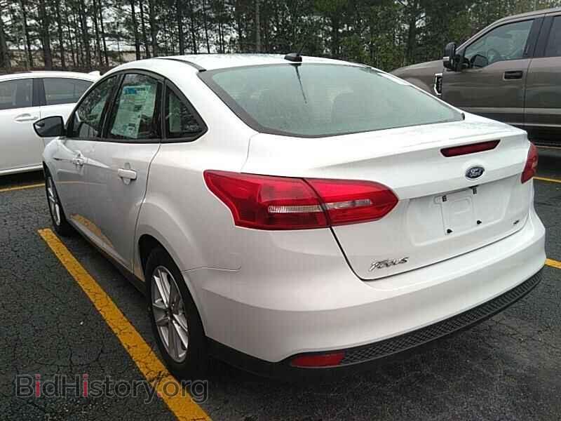 2018 Ford Focus - VIN: 1FADP3F22JL307585 - Фото 9