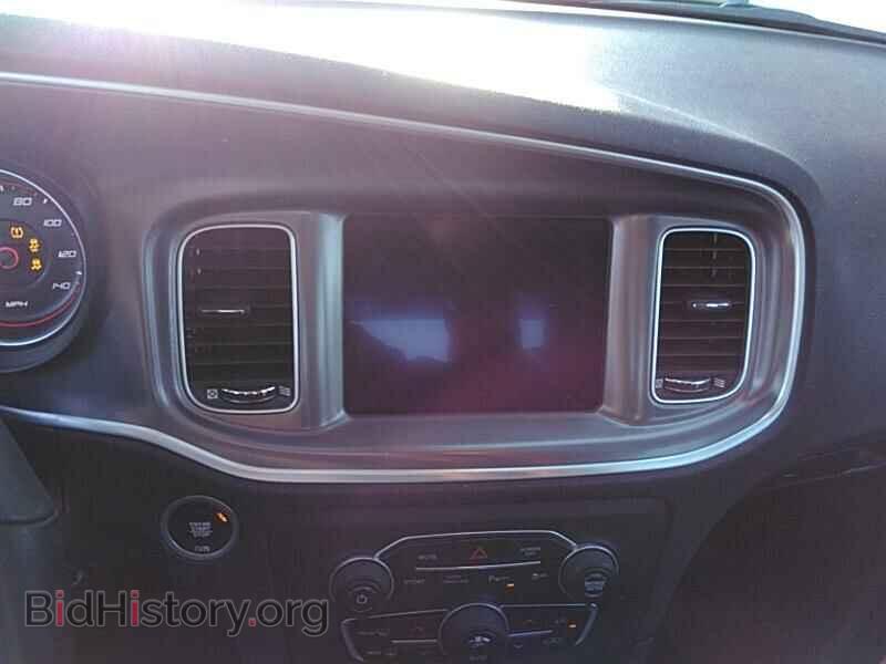 2019 Dodge Charger - VIN: 2C3CDXHG4KH567424 - Фото 4