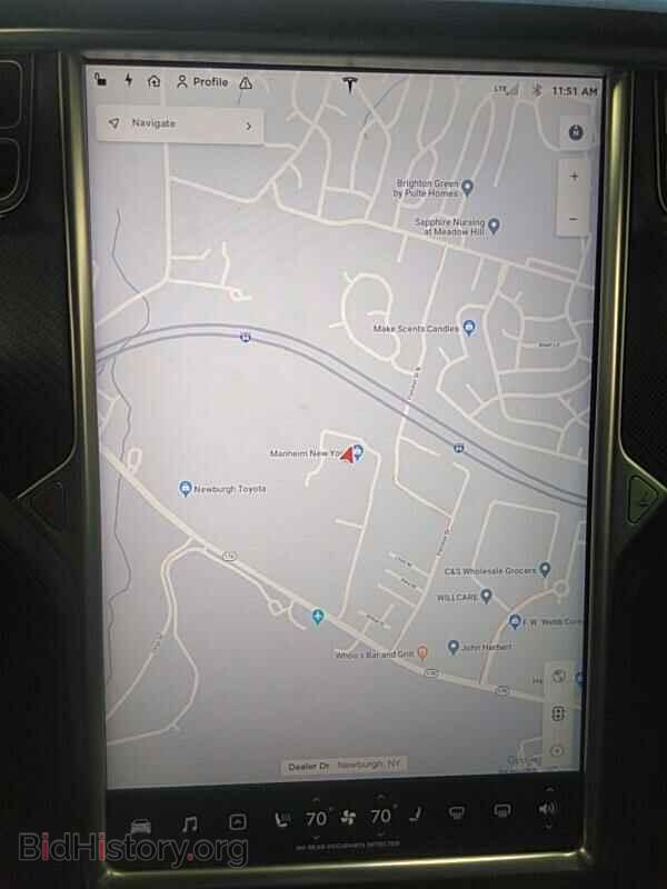 2016 Tesla Model X - VIN: 5YJXCAE45GF006802 - Фото 4