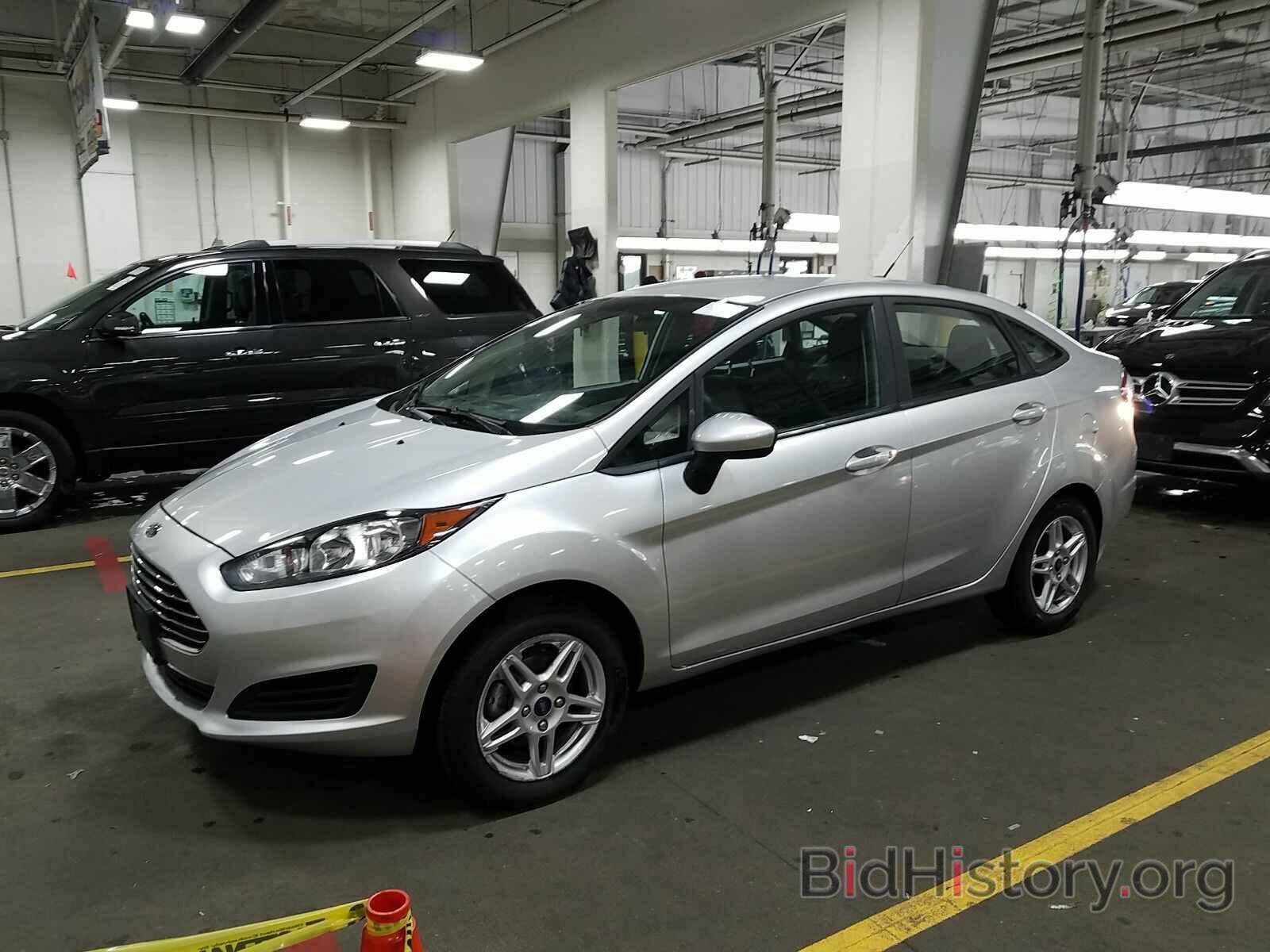 Photo 3FADP4BJ5KM113183 - Ford Fiesta 2019