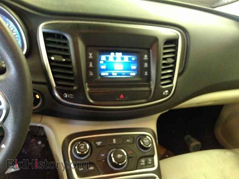 2016 Chrysler 200 - VIN: 1C3CCCAB1GN143515 - Фото 4