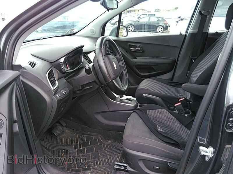 2019 Chevrolet Trax - VIN: 3GNCJKSB3KL152338 - Фото 3