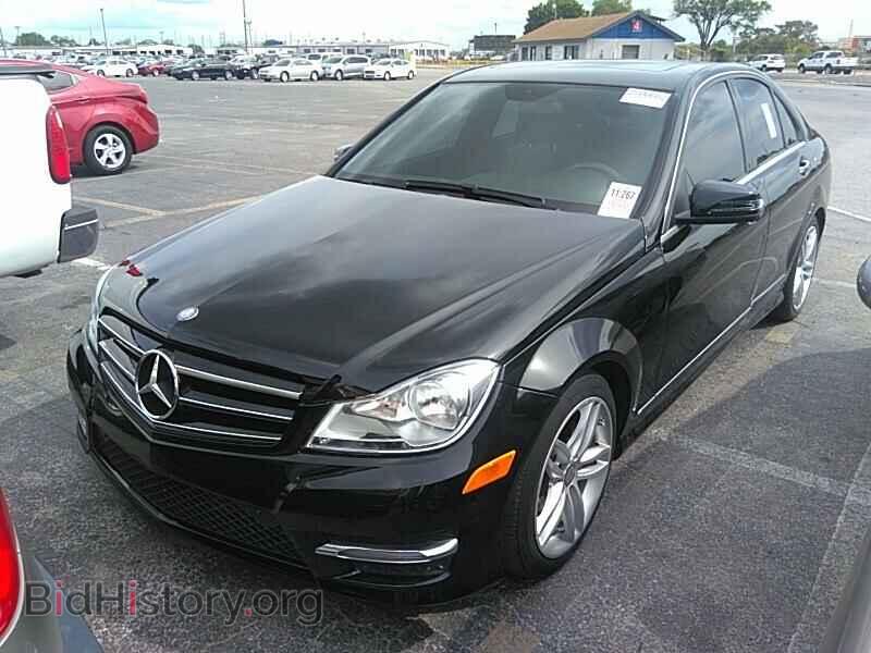 Photo WDDGF4HB0EG245380 - Mercedes-Benz C-Class 2014