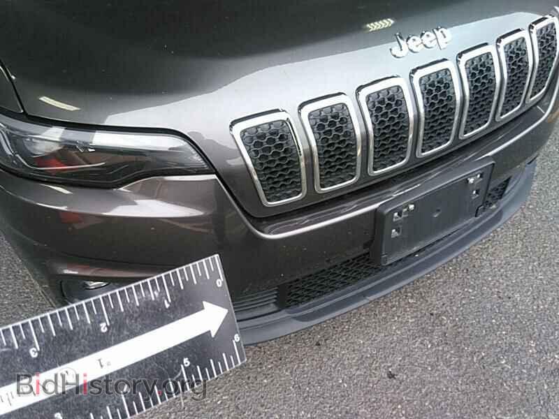 2019 Jeep Cherokee - VIN: 1C4PJMLB4KD341235 - Фото 19
