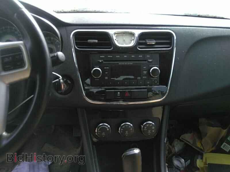 2013 Chrysler 200 - VIN: 1C3CCBBB0DN672314 - Фото 4