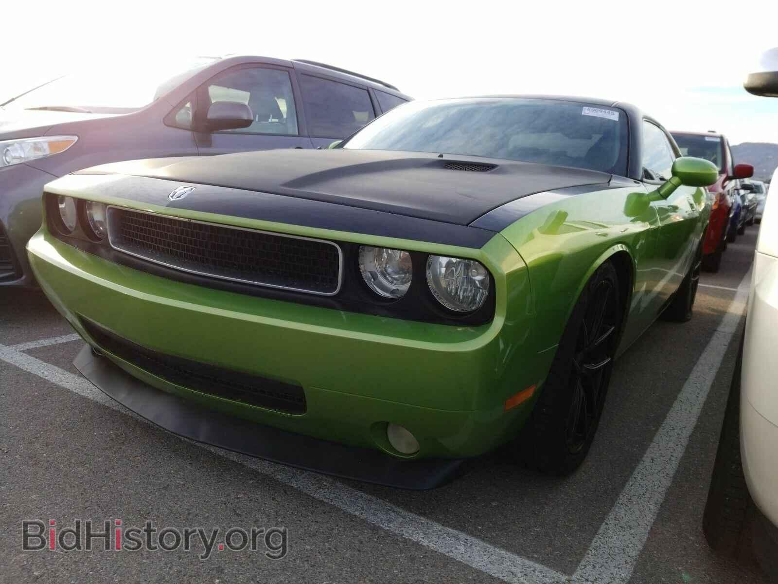 Photo 2B3LJ44V89H522425 - Dodge Challenger 2009