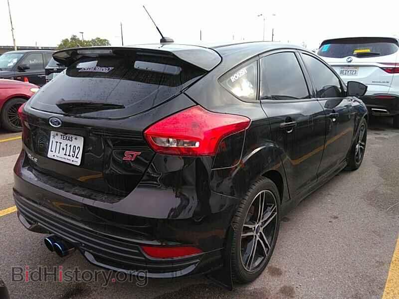2018 Ford Focus - VIN: 1FADP3L92JL233005 - Фото 2