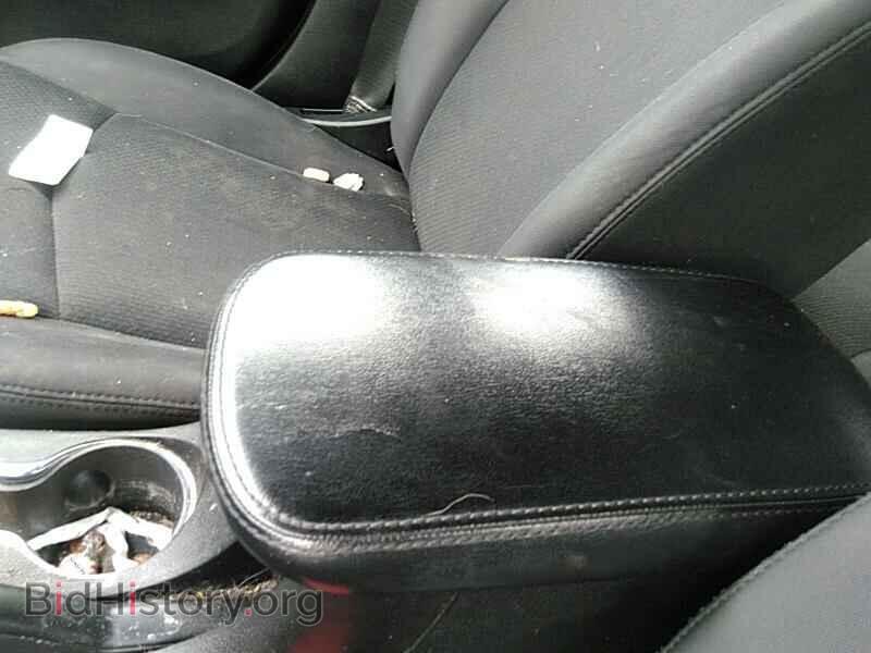 2013 Chrysler 200 - VIN: 1C3CCBAB7DN734597 - Фото 8