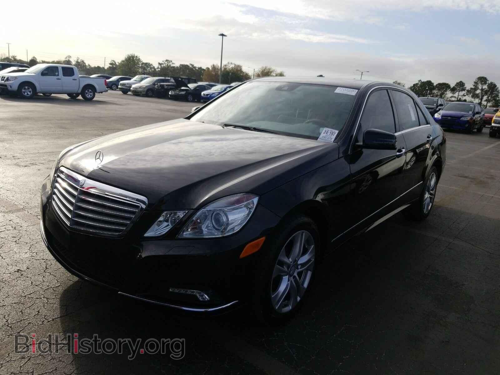 Photo WDDHF5GB4AA185516 - Mercedes-Benz E-Class 2010