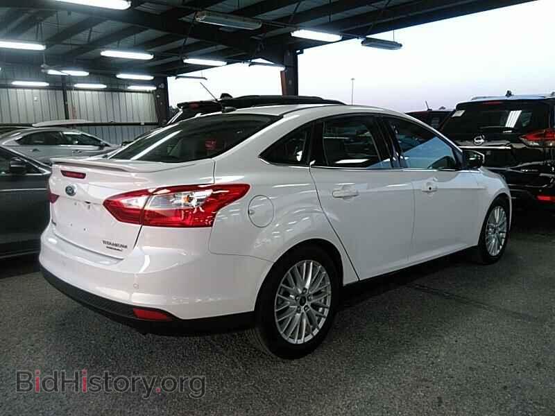 2013 Ford Focus - VIN: 1FADP3J25DL142501 - Photo 2