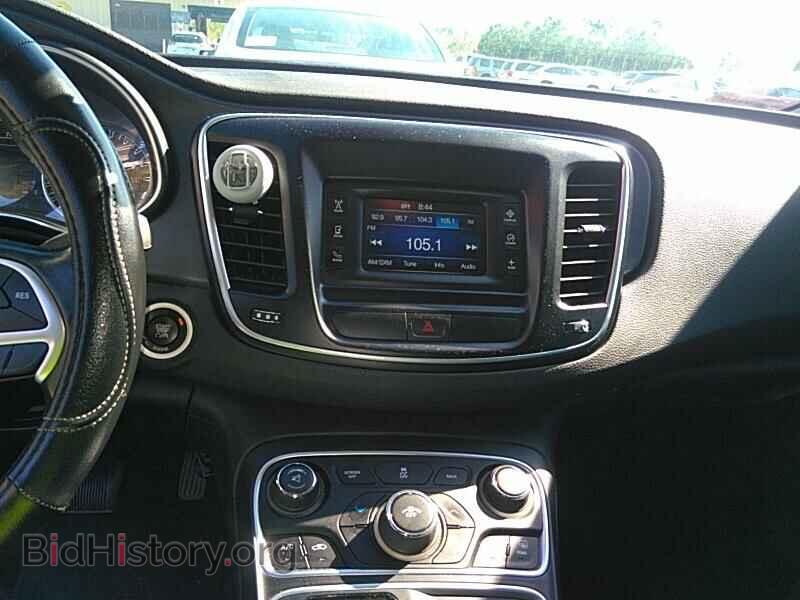 2016 Chrysler 200 - VIN: 1C3CCCAB2GN159612 - Фото 4