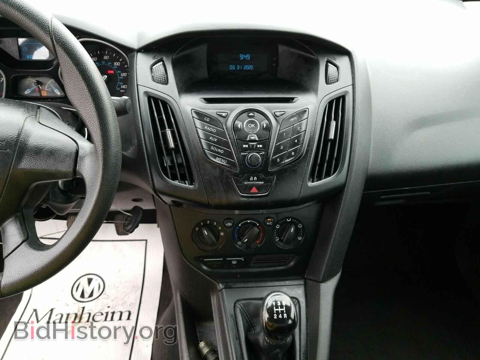 2013 Ford Focus - VIN: 1FADP3E28DL312649 - Photo 4