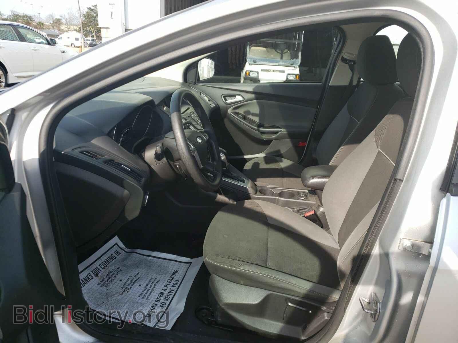 2013 Ford Focus - VIN: 1FADP3F2XDL135357 - Фото 3
