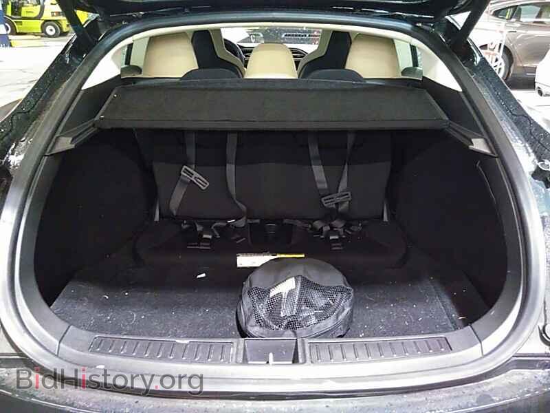 2014 Tesla Model S - VIN: 5YJSA1S18EFP59005 - Фото 7