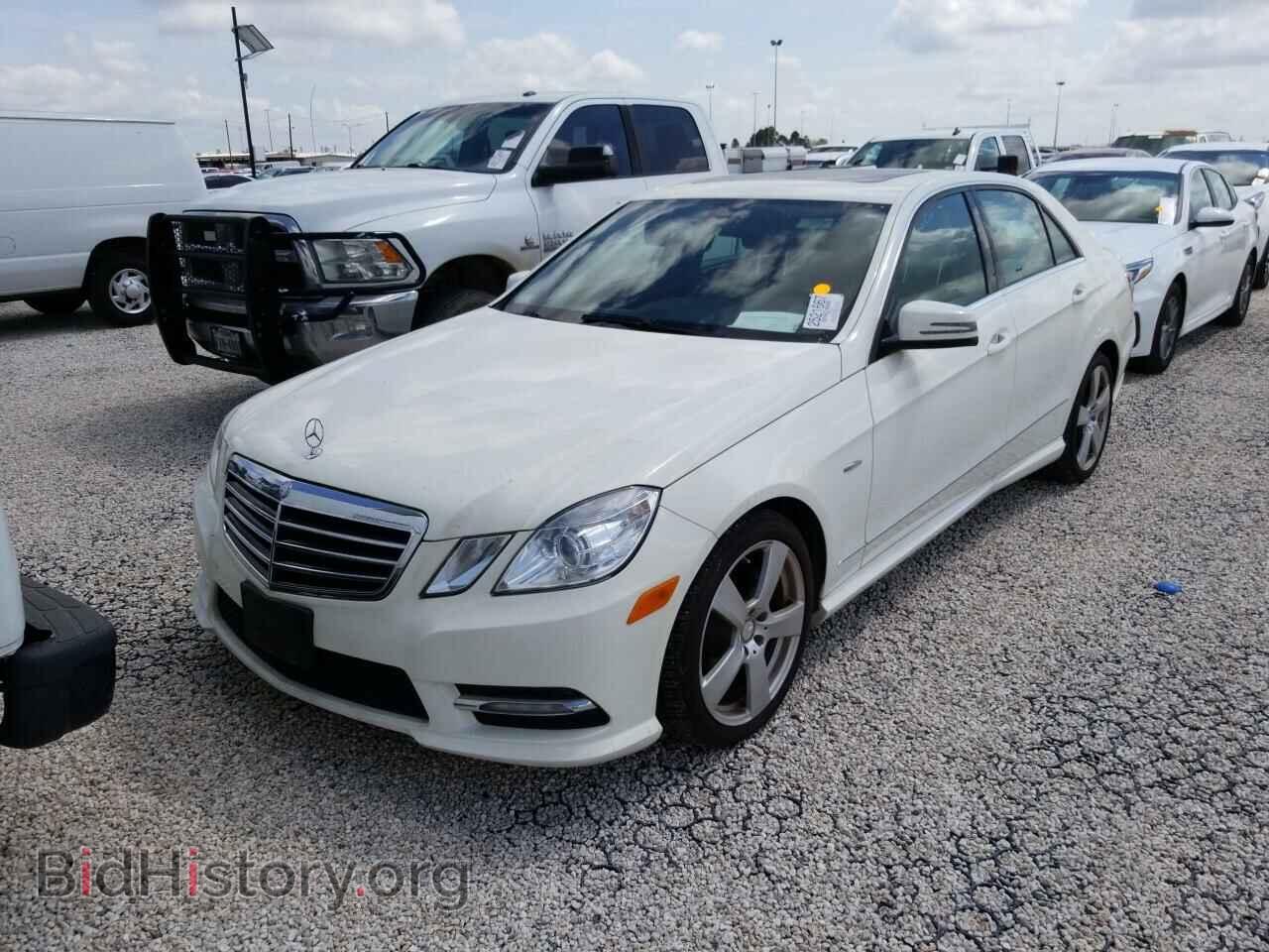 Photo WDDHF5KB1CA585320 - Mercedes-Benz E-Class 2012