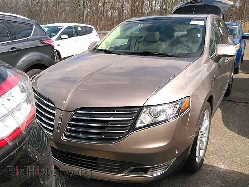 Фотография 2LMHJ5AT8KBL01493 - Lincoln MKT 2019