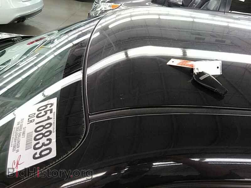 2010 Dodge Challenger - VIN: 2B3CJ4DV9AH159833 - Photo 8
