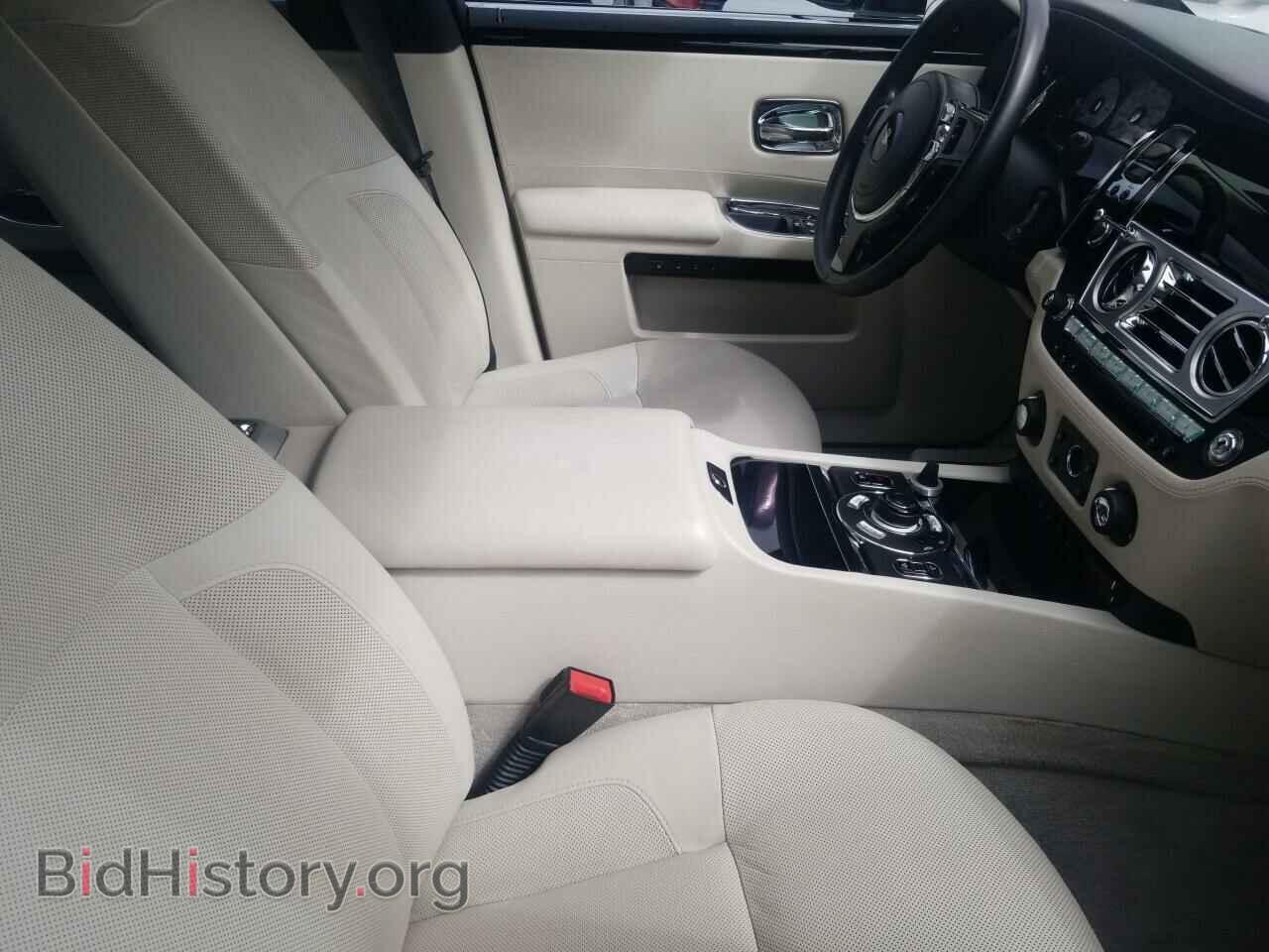 2011 Rolls-Royce Ghost - VIN: SCA664S55BUX50196 - Фото 9