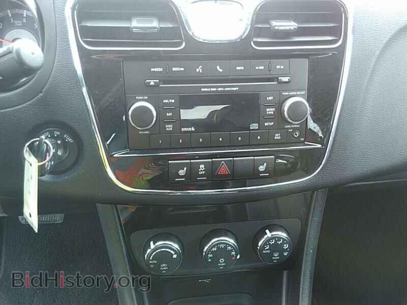 2013 Chrysler 200 - VIN: 1C3CCBCG0DN520821 - Фото 4