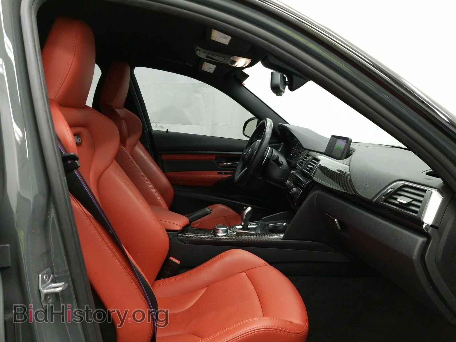 2018 BMW M3 - VIN: WBS8M9C52J5K99300 - Photo 8