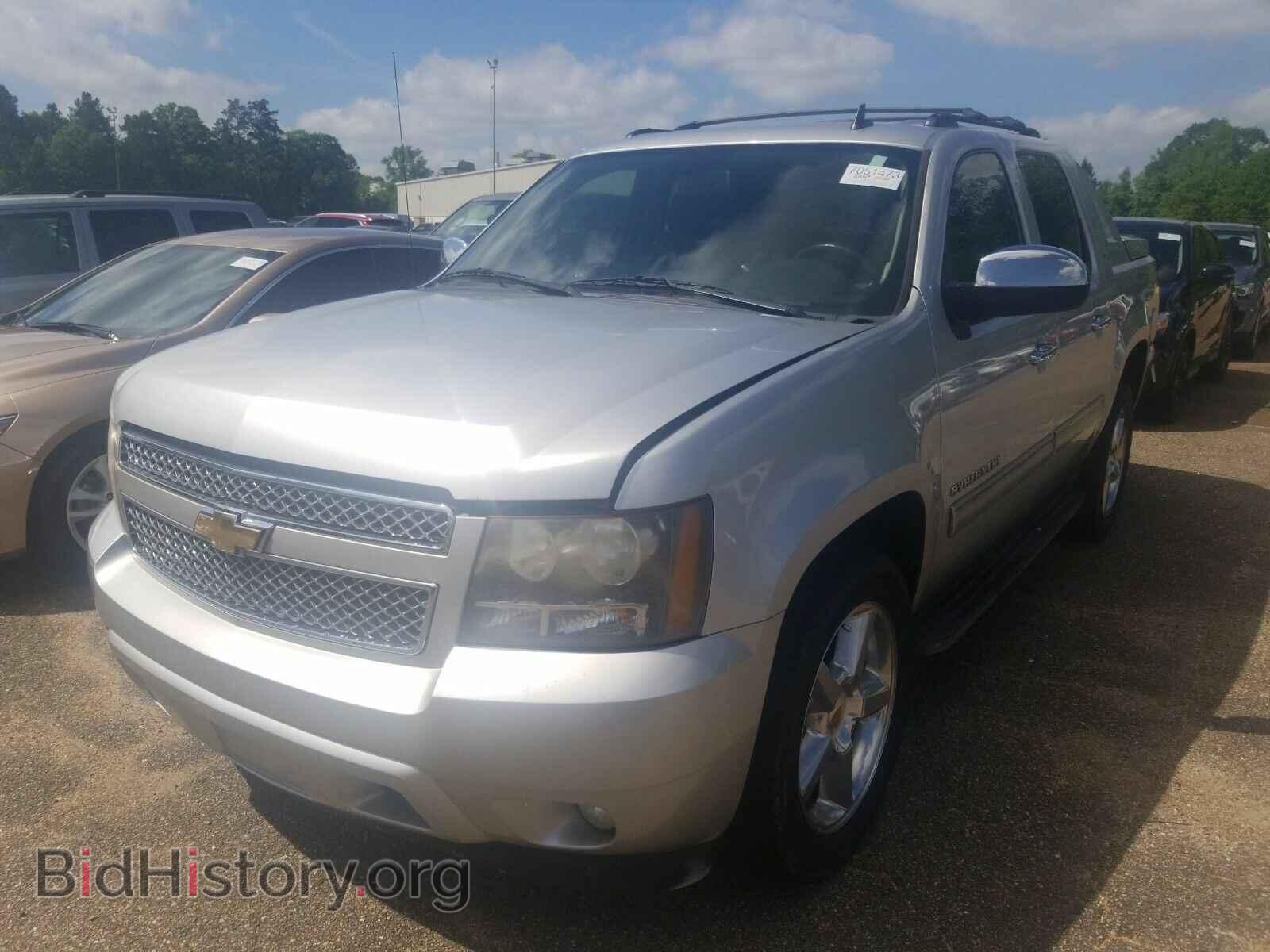 Фотография 3GNMCFE04BG170372 - Chevrolet Avalanche 2011