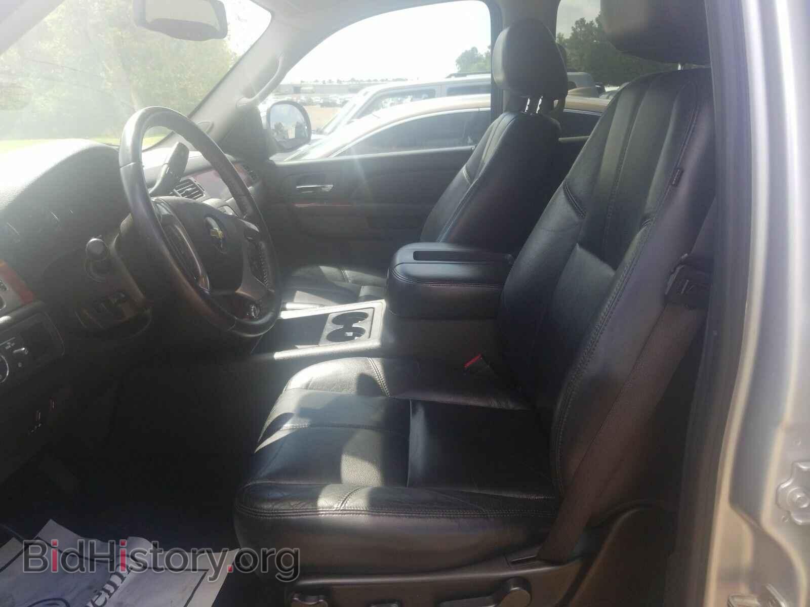 2011 Chevrolet Avalanche - VIN: 3GNMCFE04BG170372 - Фото 3