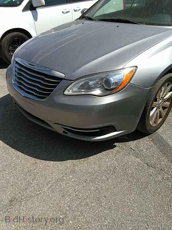 2013 Chrysler 200 - VIN: 1C3BCBEB4DN592313 - Photo 8