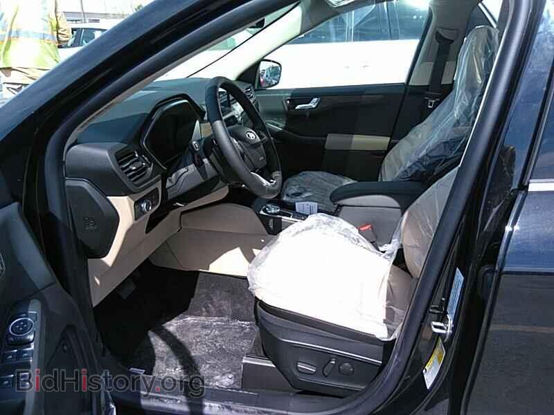 2020 Ford Escape - VIN: 1FMCU9J97LUA77489 - Фото 3