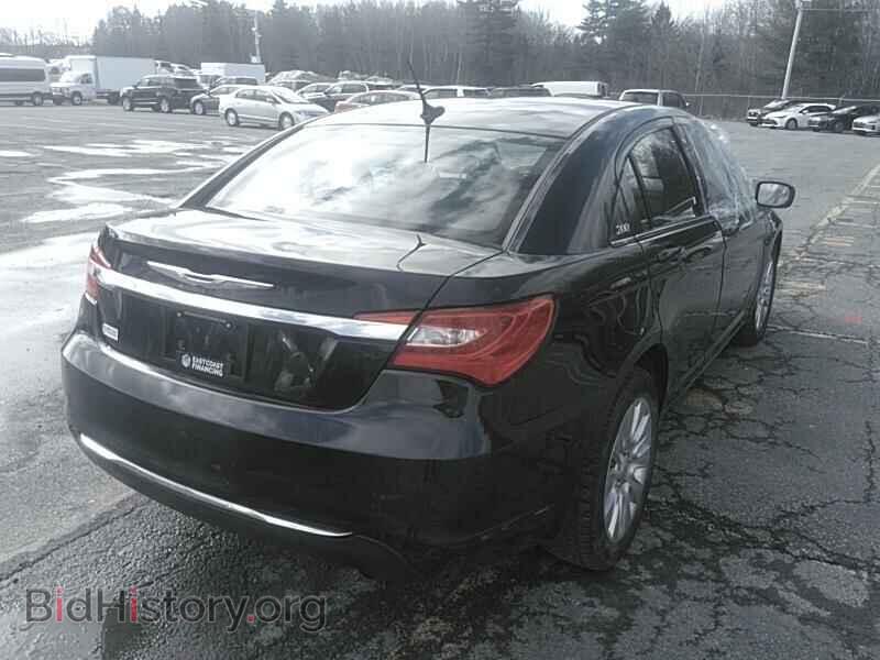 2013 Chrysler 200 - VIN: 1C3CCBAB5DN557239 - Photo 2