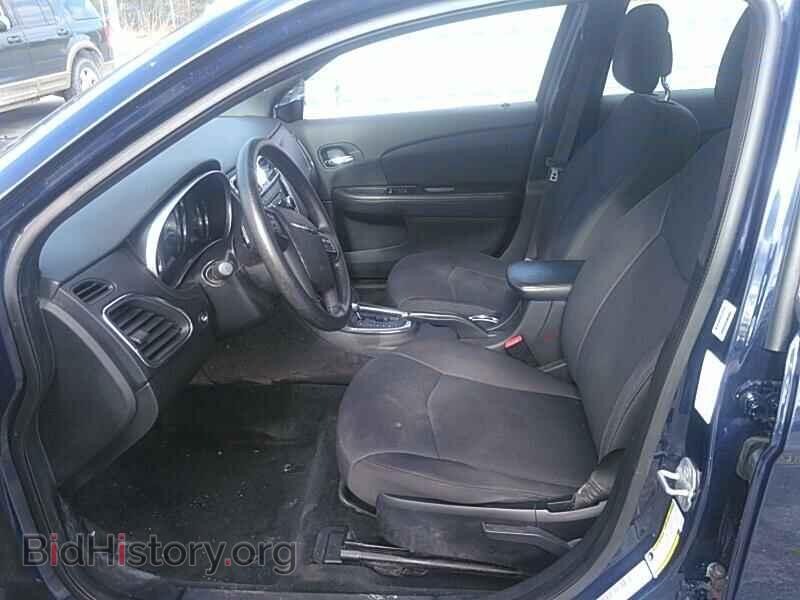 2013 Chrysler 200 - VIN: 1C3CCBAB5DN557239 - Photo 3