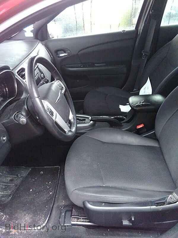 2012 Chrysler 200 - VIN: 1C3CCBBB6CN267721 - Photo 3