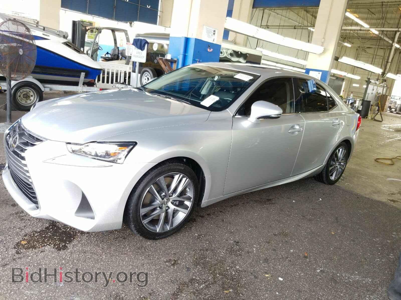 Photo JTHBA1D27K5087049 - Lexus IS 2019