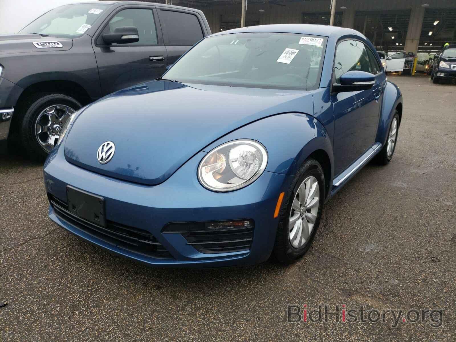 Photo 3VWFD7AT2KM707615 - Volkswagen Beetle 2019