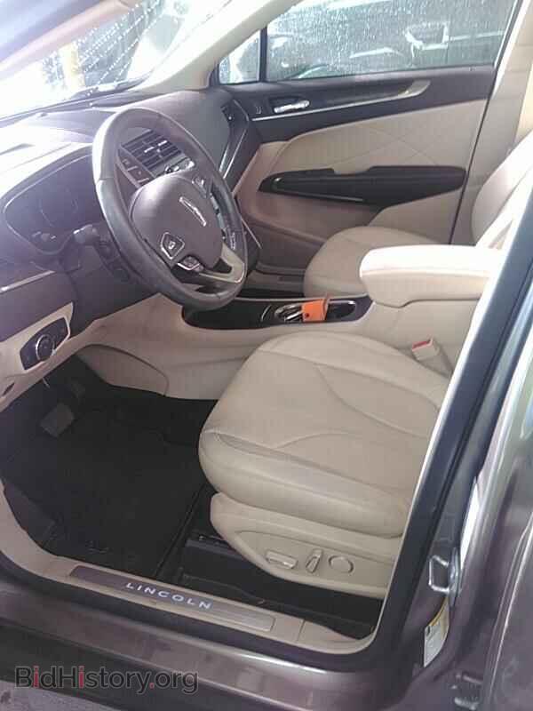 2017 Lincoln MKC - VIN: 5LMCJ3D93HUL50126 - Фото 3