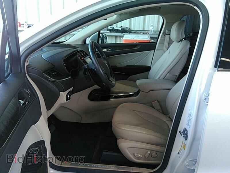 2017 Lincoln MKC - VIN: 5LMCJ3C90HUL52014 - Фото 3